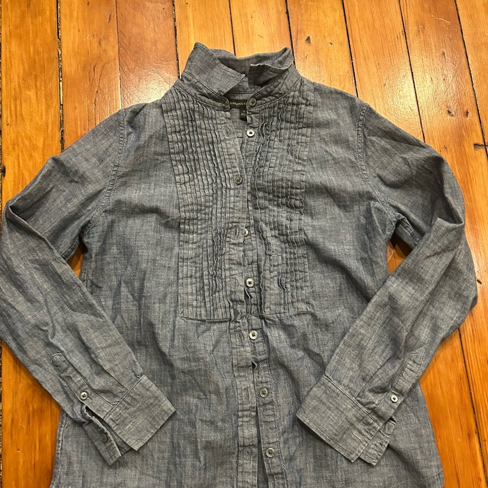 Gray Button-Up Shirt with Pleated Front